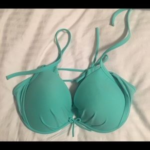 Victoria’s Secret Swim Top-36D